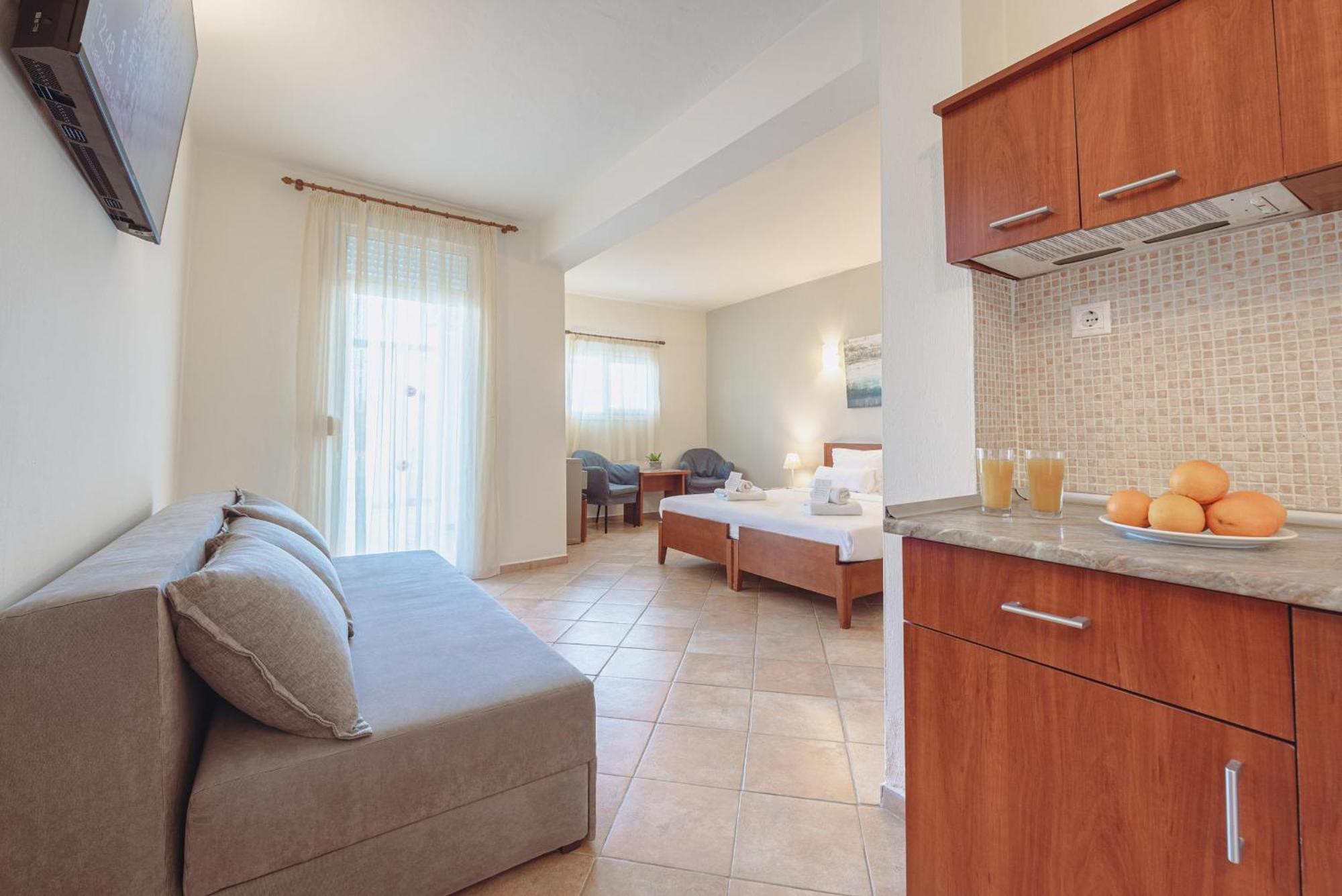 Ampelia Hotel Kassandra Hanioti Eksteriør billede