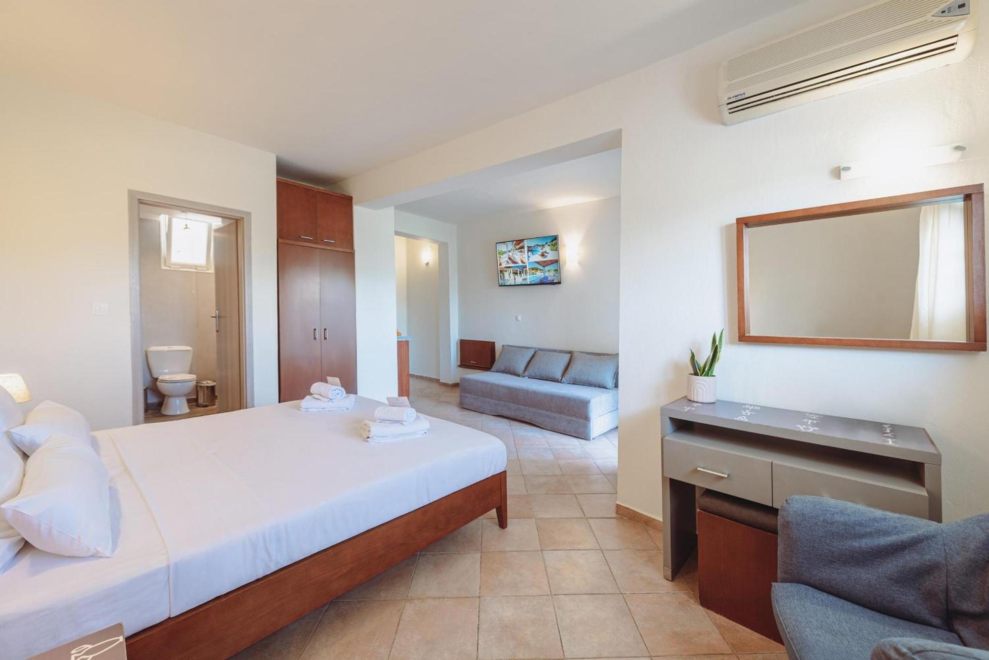 Ampelia Hotel Kassandra Hanioti Eksteriør billede
